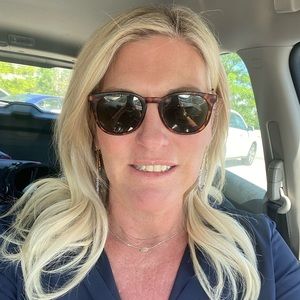 Meet your Posher, Amy